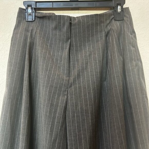 NWOT Super Soft Wide Leg Gray White Pinstripe Pants Trousers - Picture 3 of 6